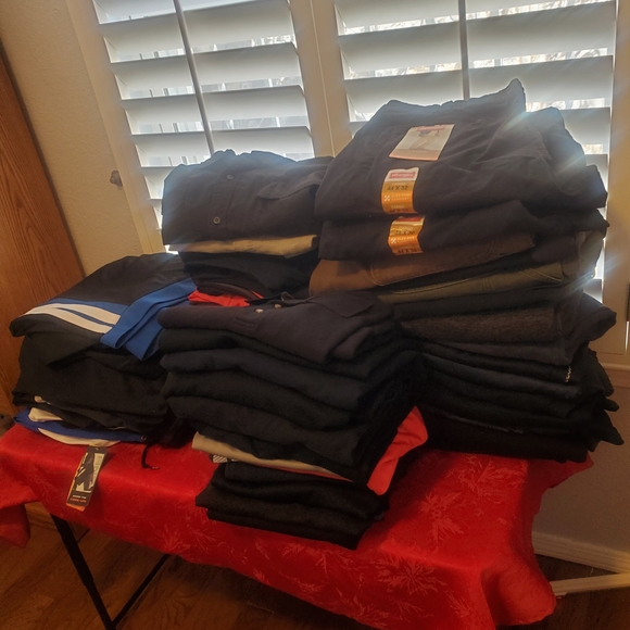 Men's Assorted Apparel Collection - Picture 2 of 2